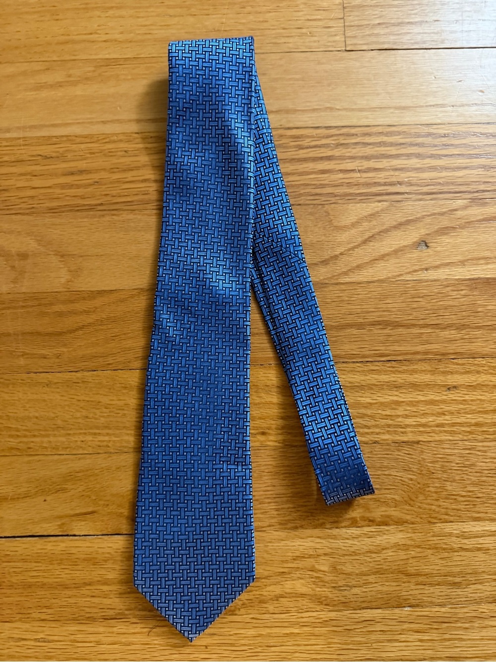 Tasso Elba 100% Silk Tie